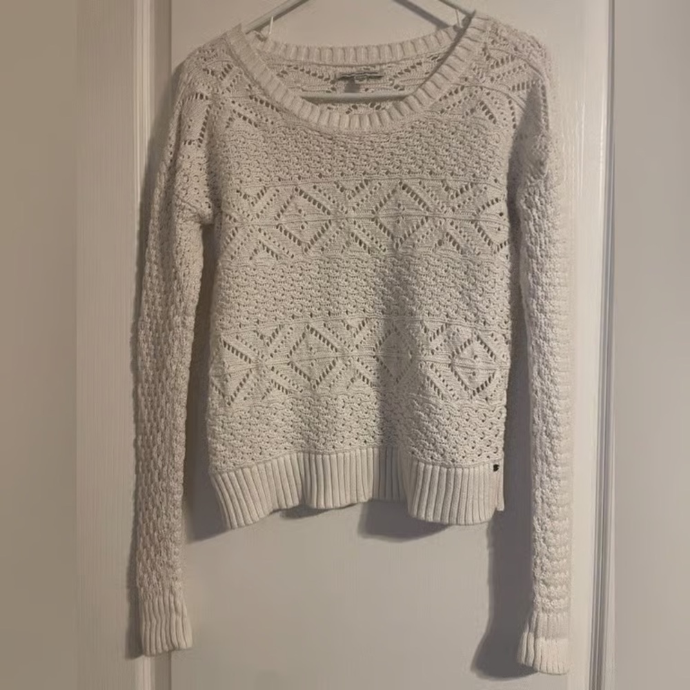 American Eagle Outfitters Cream Knit Sweater